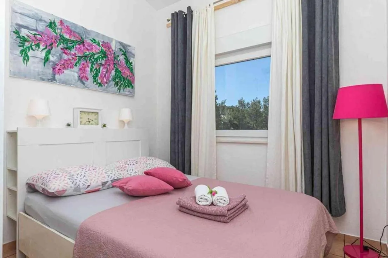Apartment In Okrug Gornji With Sea View, Balcony, Air Conditioning, W-Lan 5050-1 Traù