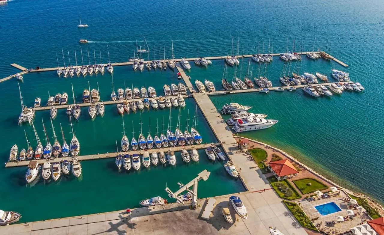 Apartment In Okrug Gornji With Sea View, Balcony, Air Conditioning, W-Lan 5050-1 Trogir
